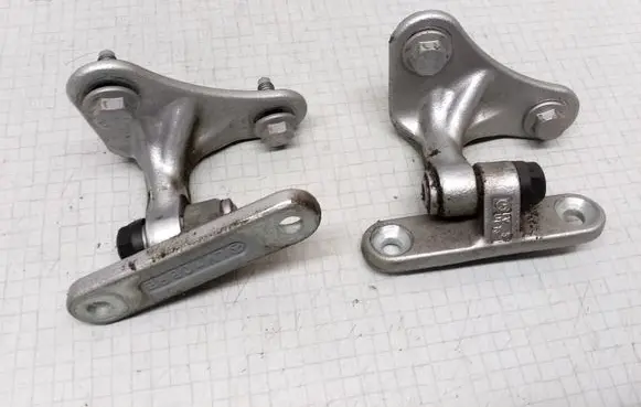 Mercedes-Benz C AMG W203 Front door hinge set 