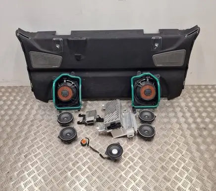 BMW M5 F90 Audio system kit 2622875 8701083 2622469