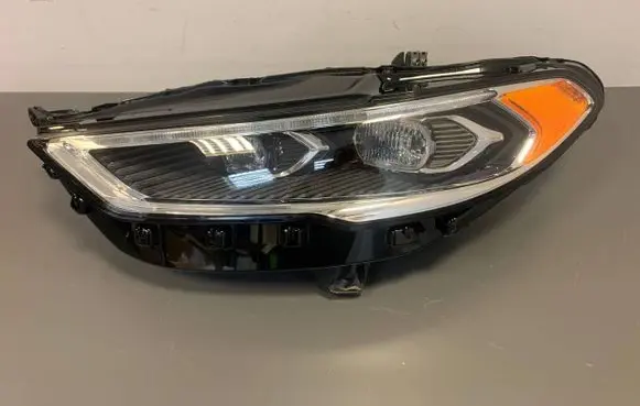 Ford Fusion II Headlight/headlamp HS7313E015AH