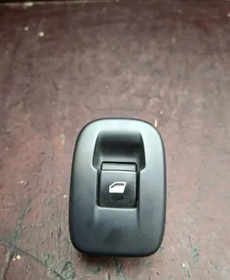 Peugeot 208 I Electric window control switch 96751119ZD