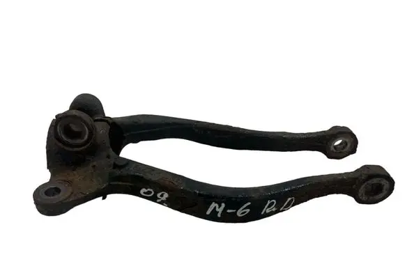 Mazda 6 Lower shock absorber bracket 