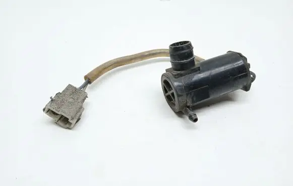 Toyota Corolla E90 Windscreen/windshield washer pump