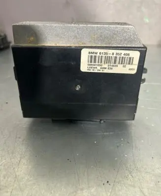 BMW 5 E39 Tow bar trailer control unit/module 61358352406 086081050 014835