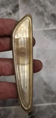 Front fender indicator light