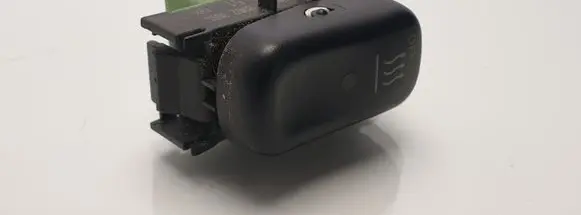 Mercedes-Benz A W168 Windscreen/window heater switch 2108212651 501770 83623695