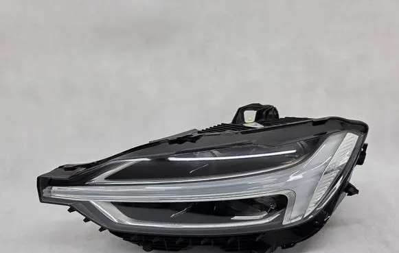 Volvo XC60 Headlight/headlamp 31420417