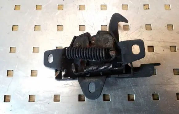 Opel Antara Engine bonnet/hood lock/catch