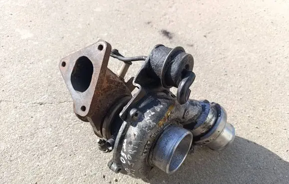 Mercedes-Benz Sprinter W901 W902 W903 W904 Turbo A6110961499