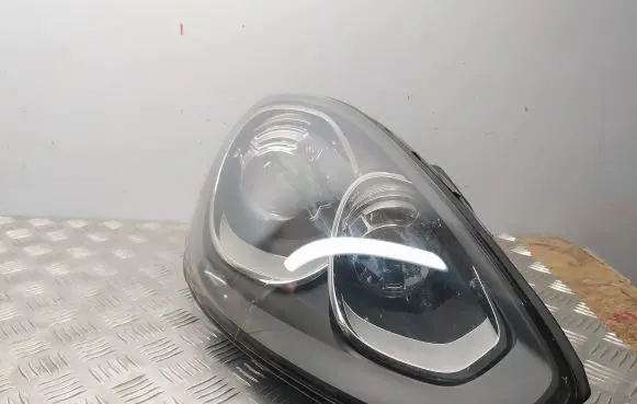 Porsche Cayenne (92A) Headlight/headlamp 7P5941752H