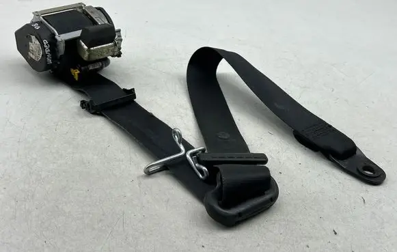 Front seatbelt