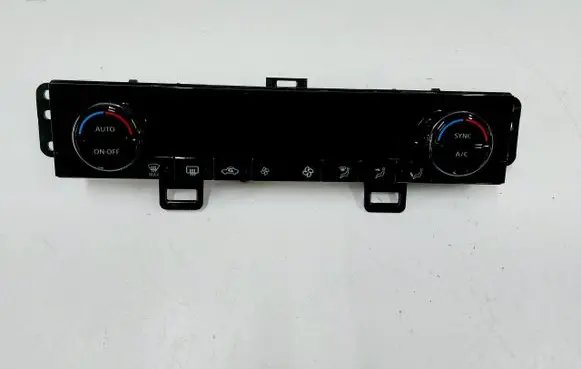 Nissan Qashqai J12 Climate control unit 275006UM4C