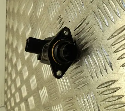 Volkswagen Golf VII Turbo solenoid valve 03C145710E