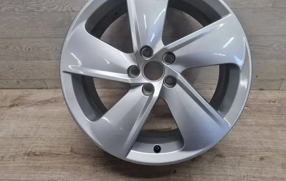 Seat Ibiza IV (6J,6P) R17 alloy rim 6JA601025B