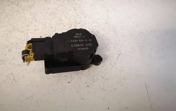 Mercedes-Benz E W211 Air flap motor/actuator A2308201242