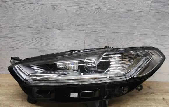Ford Mondeo MK V Headlight/headlamp ES7313D155CG 89915885