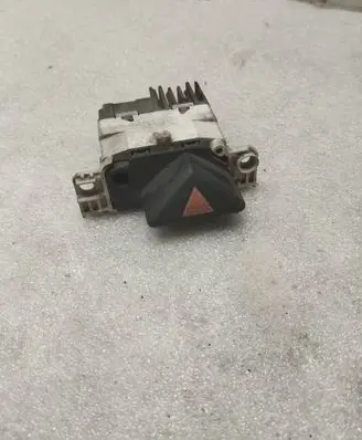 Ford Focus Hazard light switch 98AG13A350AD