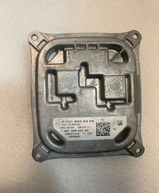 Mercedes-Benz S W221 Headlight ballast module Xenon A2219000404