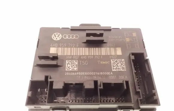Volkswagen Touareg II Door control unit/module 4H0959792F