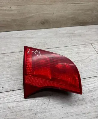 Audi A4 S4 B7 8E 8H Tailgate rear/tail lights 8E9945093 ULO749001 484501