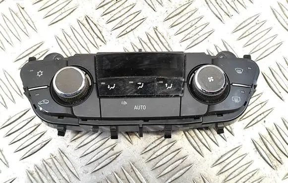 Opel Insignia A Climate control unit 13273095 0181B 090414018