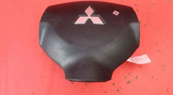 Mitsubishi Colt Steering wheel airbag 7030A217XB