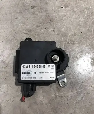 Mercedes-Benz S W221 Charging relay A2115403845