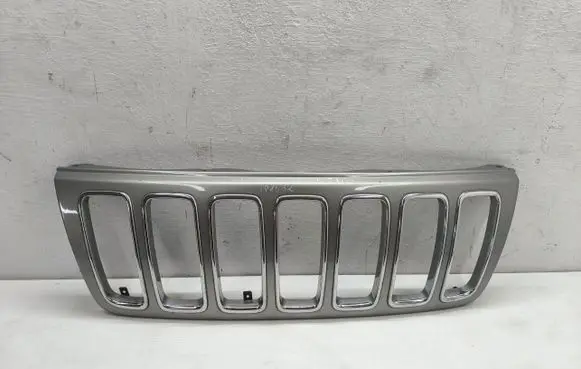 Jeep Grand Cherokee (WJ) Front bumper upper radiator grill 5GL79TRMAA