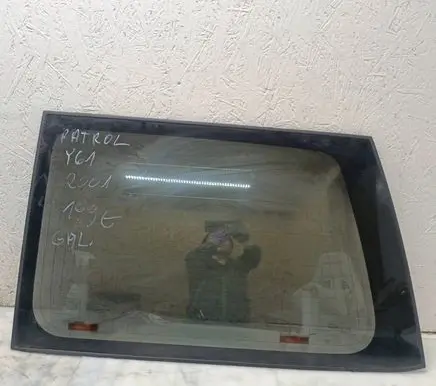 Nissan Patrol Y61 Rear windscreen/windshield window 43R00033