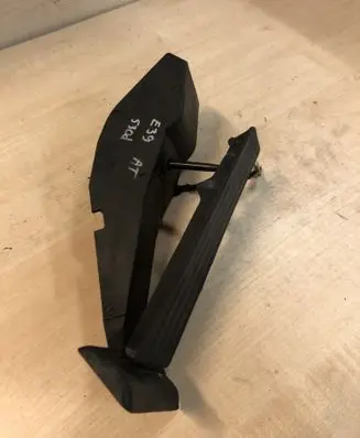 BMW 5 E39 Accelerator throttle pedal 3540676248001 6762480