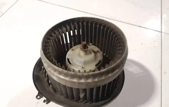 Heater fan/blower