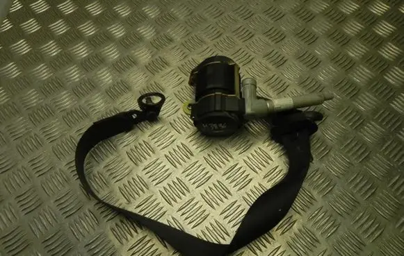 Mercedes-Benz A W168 Front seatbelt A1688603285 M3836