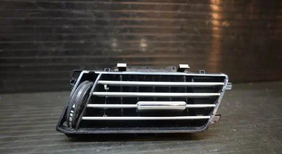 Mercedes-Benz E W212 Dashboard side air vent grill/cover trim A2128300254