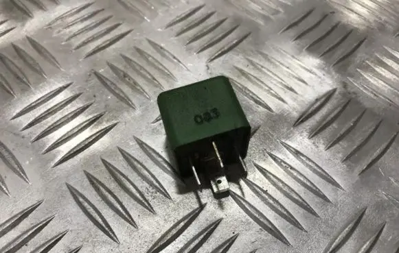 Opel Zafira A Other relay 03447012