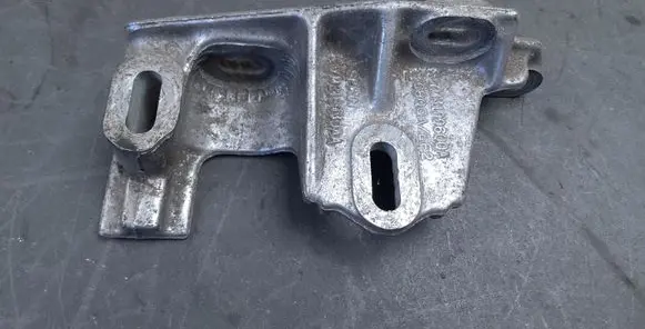 Ford Galaxy Engine mounting bracket 7M3199600A YM216030AA