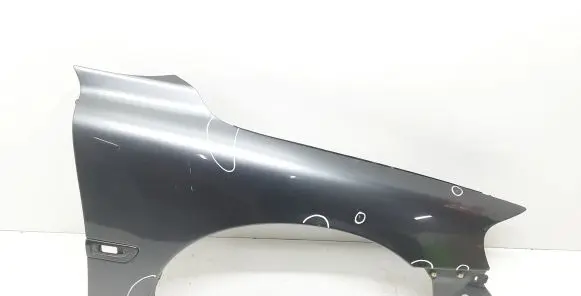 Volvo V70 Fender
