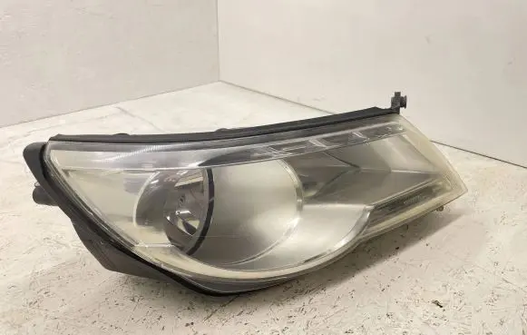 Volkswagen Tiguan Headlight/headlamp 5N1941032P 1ED24703802