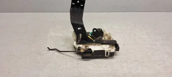 Dodge Caliber Rear door lock