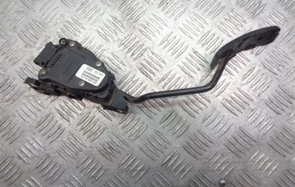 Volvo S40 Accelerator throttle pedal 30865642