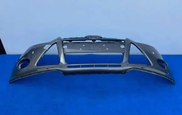 Ford Focus Front bumper BM5117757A