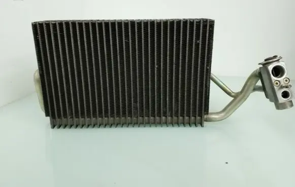 Mercedes-Benz E W211 Air conditioning (A/C) radiator (interior) A2118300158
