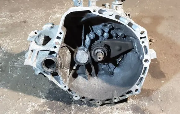 Toyota Yaris Manual 5 speed gearbox