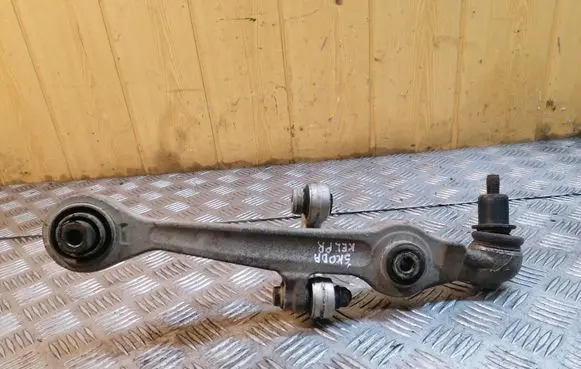 Skoda Superb B5 (3U) Front lower control arm/wishbone