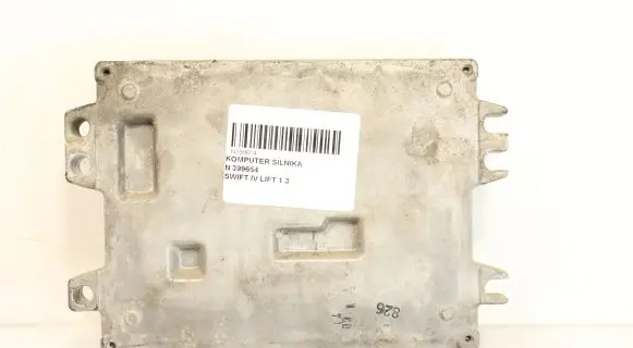 Suzuki Swift I Engine control unit/module ECU MB112300-8262