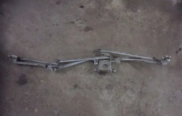 Opel Zafira A Front wiper linkage 