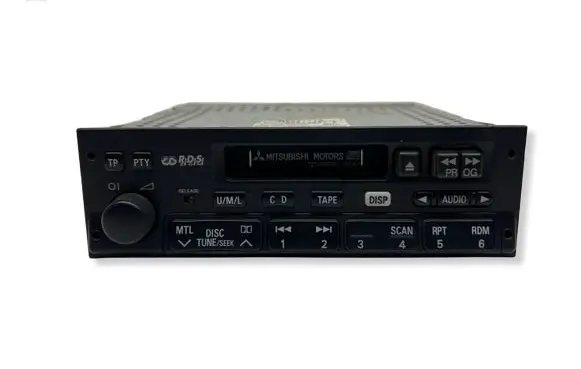 Mitsubishi Pajero Radio/CD/DVD/GPS head unit MR337278