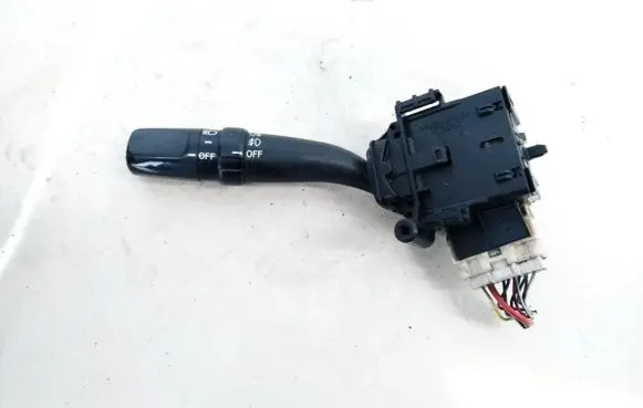 Toyota Avensis Verso Indicator stalk 173650