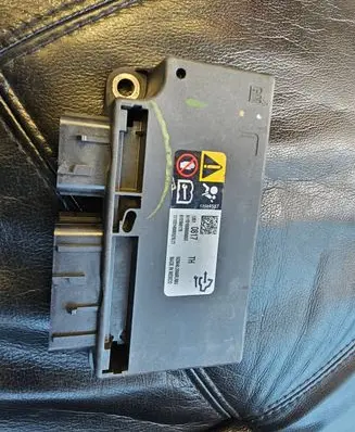 Chevrolet Camaro Airbag control unit/module 13510817 812586170 8110100000000X