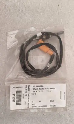 Volkswagen Jetta V Exhaust gas temperature sensor 03L906088CC 49397507