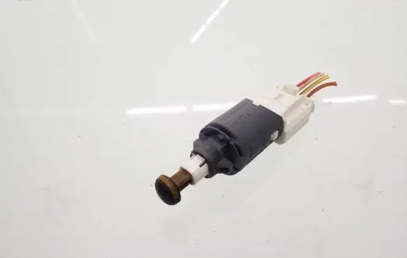 Renault Megane II Brake pedal sensor switch 8200168238B