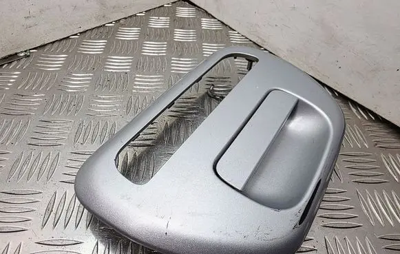 Mitsubishi L200 Tailgate/trunk/boot exterior handle 6730A009